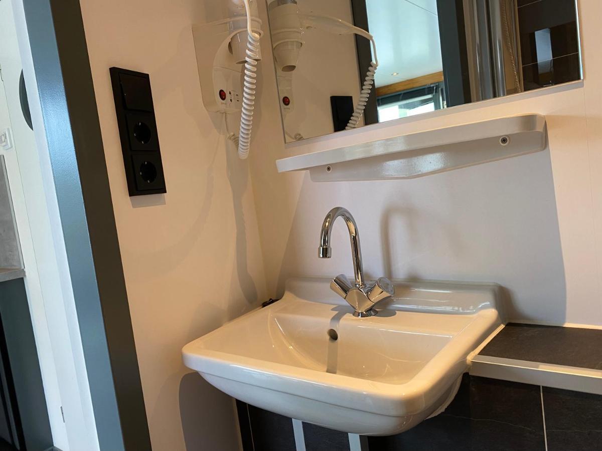 فندق Houseboat De Amstel مونِكِندام المظهر الخارجي الصورة