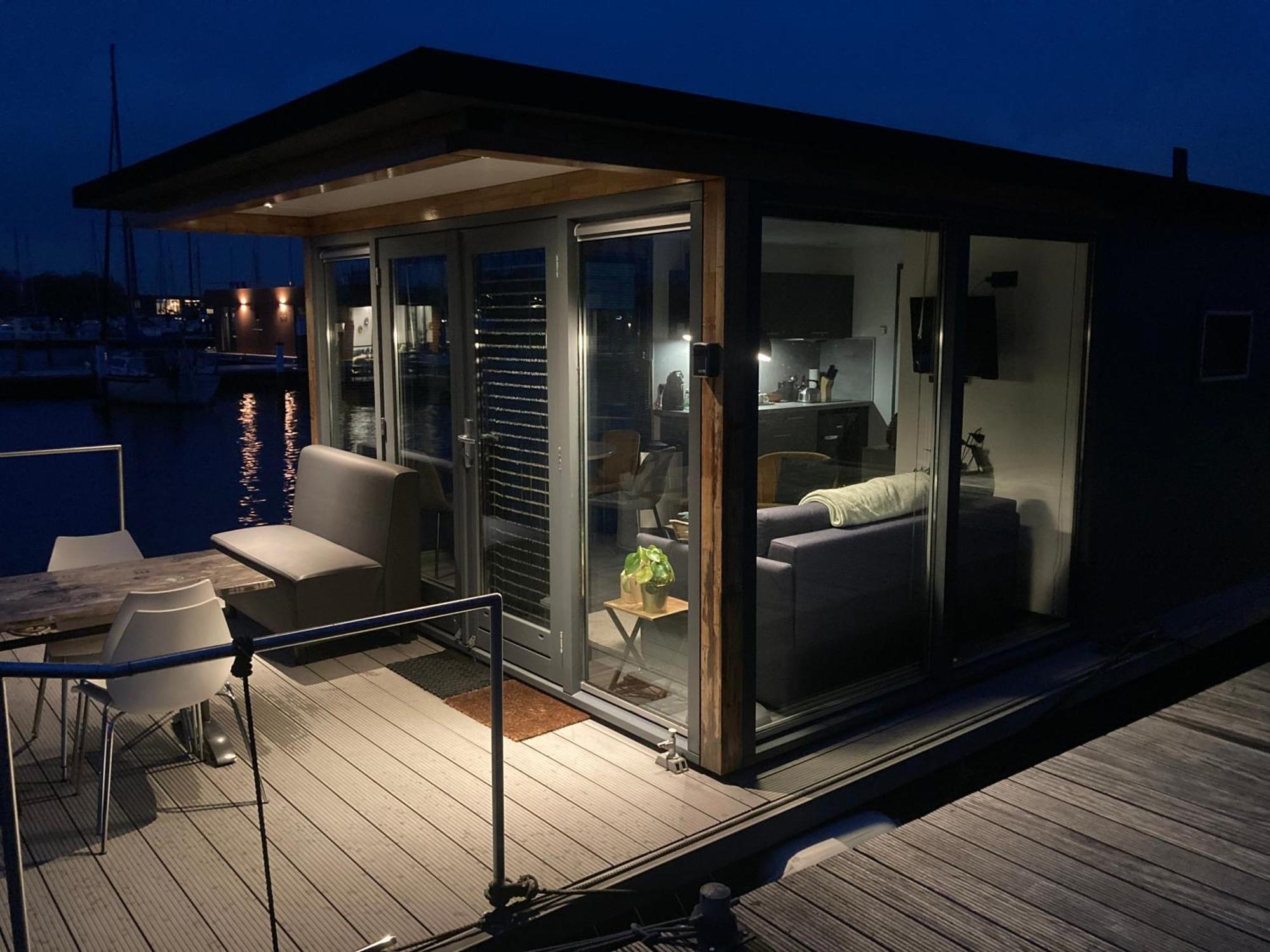 فندق Houseboat De Amstel مونِكِندام المظهر الخارجي الصورة