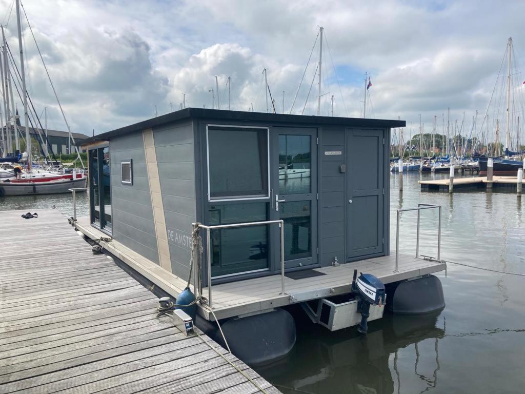 فندق Houseboat De Amstel مونِكِندام المظهر الخارجي الصورة