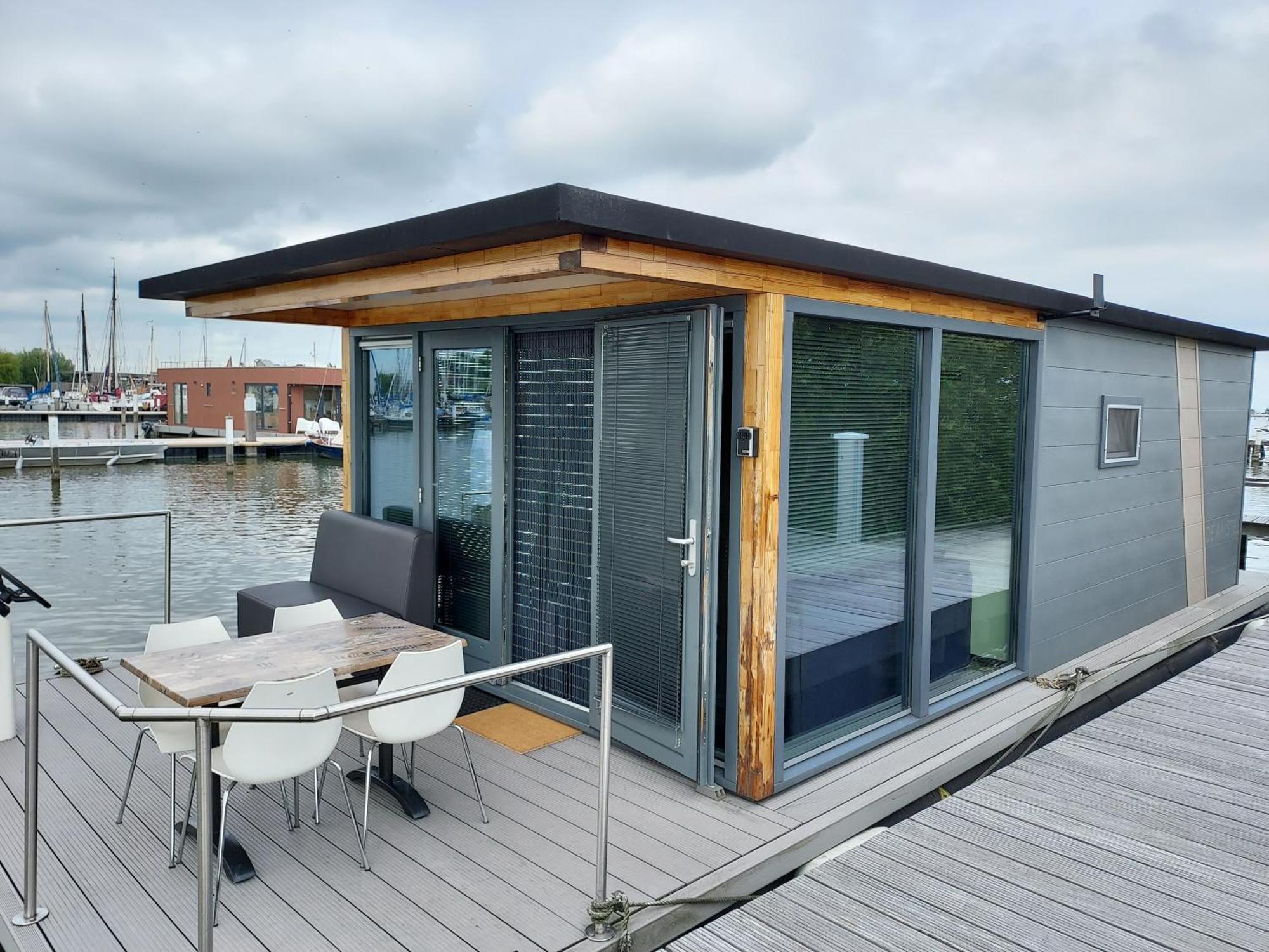 فندق Houseboat De Amstel مونِكِندام المظهر الخارجي الصورة